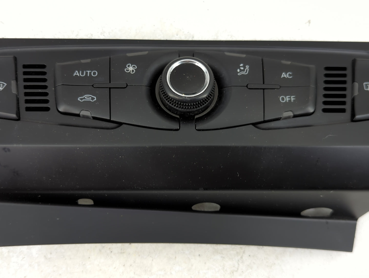 2009-2012 Audi A4 Climate Control Module Temperature AC/Heater Replacement P/N:8T1 820 043 T Fits Fits 2008 2009 2010 2011 2