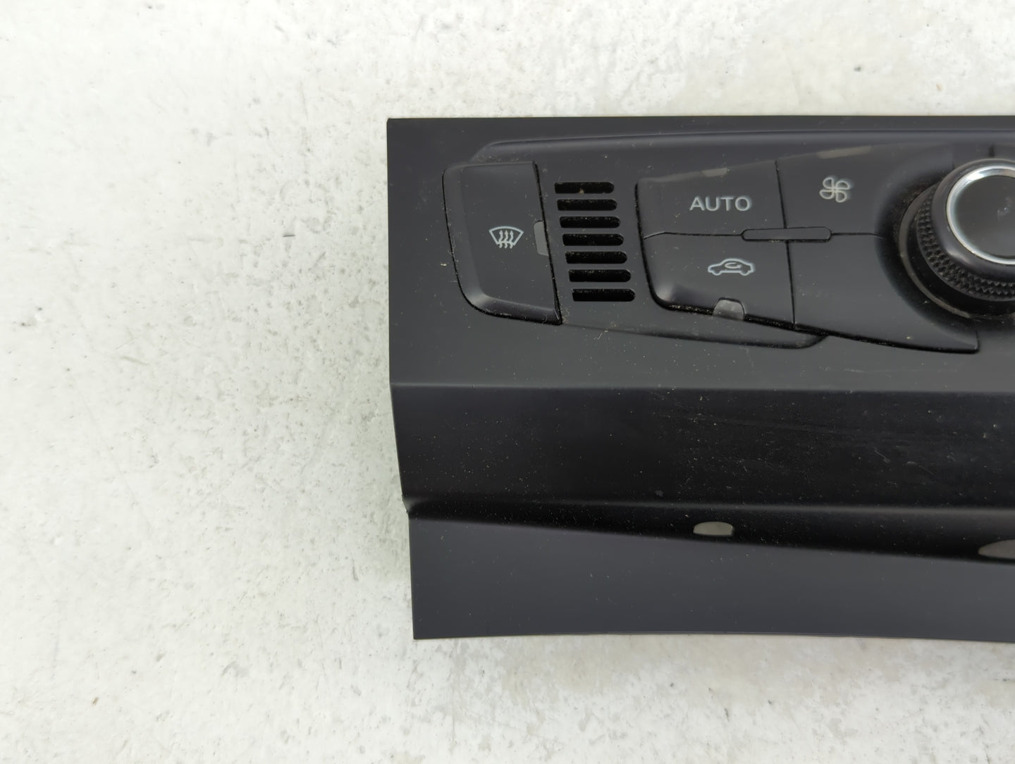 2009-2012 Audi A4 Climate Control Module Temperature AC/Heater Replacement P/N:8T1 820 043 T Fits Fits 2008 2009 2010 2011 2
