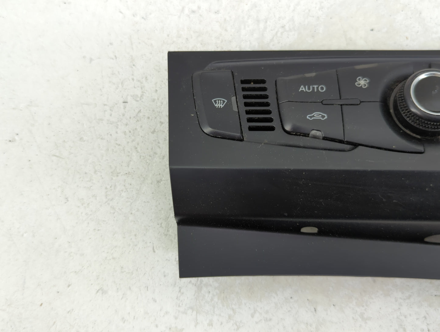 2009-2012 Audi A4 Climate Control Module Temperature AC/Heater Replacement P/N:8T1 820 043 T Fits Fits 2008 2009 2010 2011 2