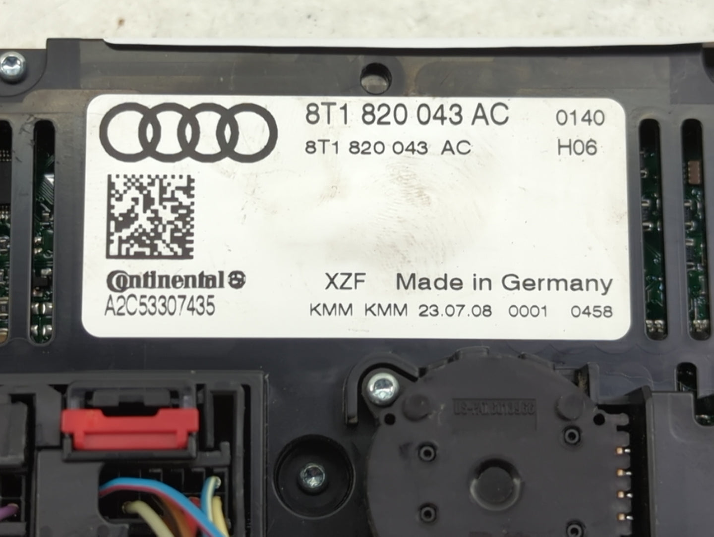 2009-2012 Audi A4 Climate Control Module Temperature AC/Heater Replacement P/N:8T1 820 043 AC Fits OEM Used Auto Parts - Oem