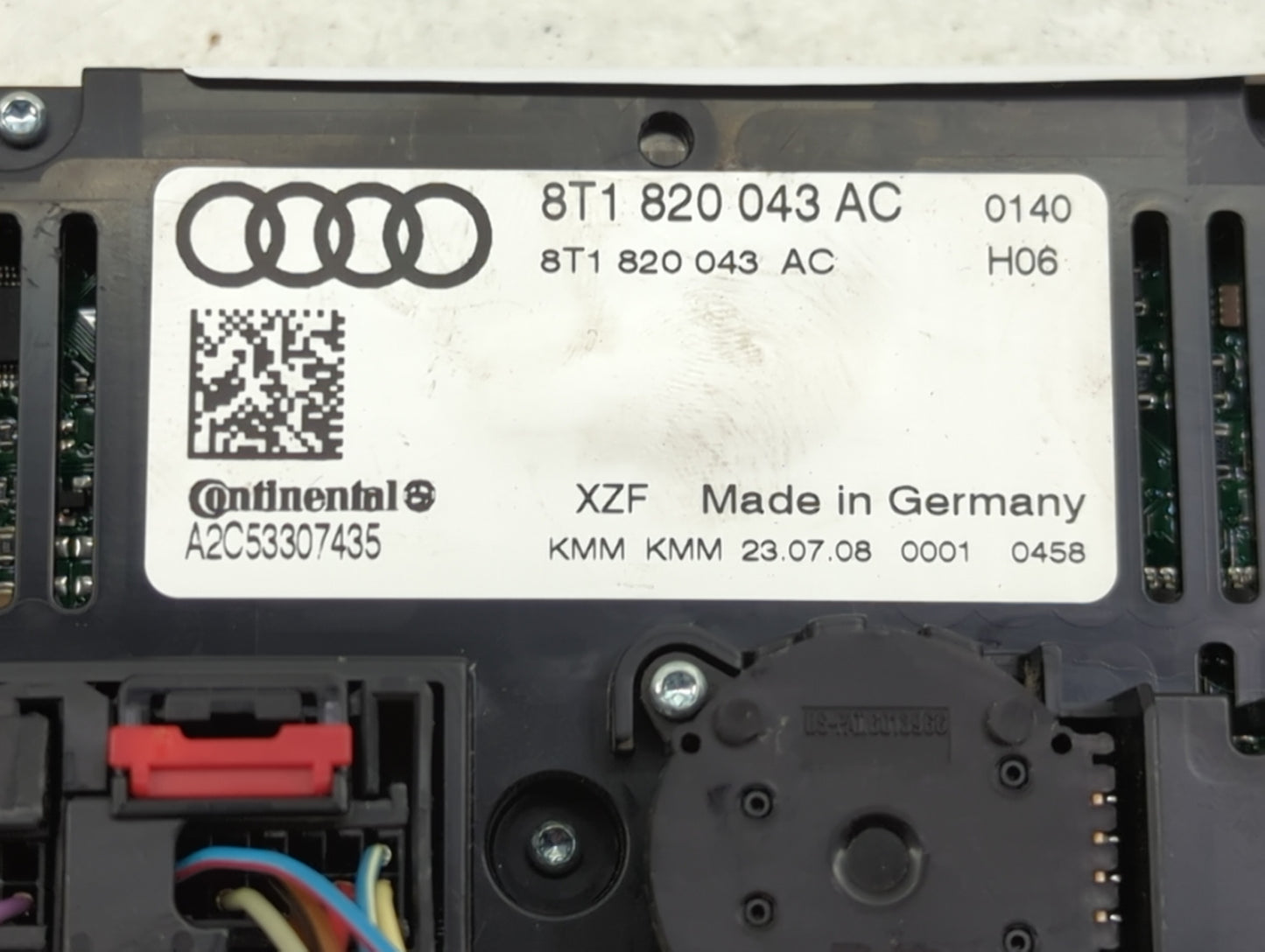 2009-2012 Audi A4 Climate Control Module Temperature AC/Heater Replacement P/N:8T1 820 043 AC Fits OEM Used Auto Parts - Oem