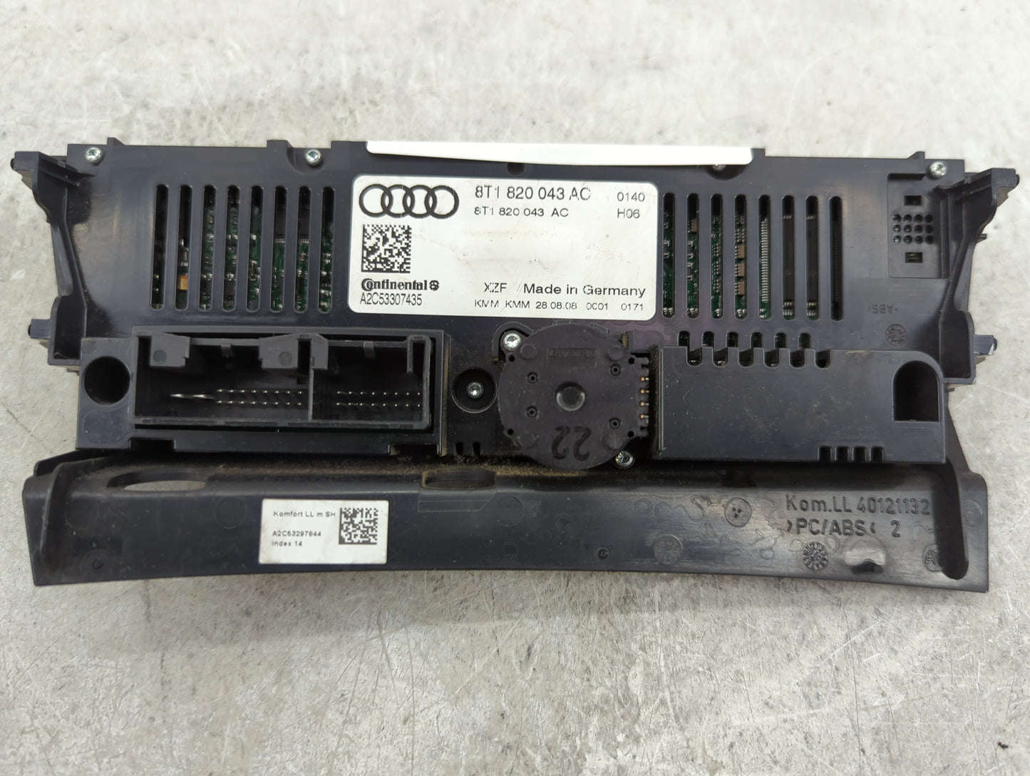 2009-2012 Audi A4 Climate Control Module Temperature AC/Heater Replacement P/N:8T1 820 043 AC Fits OEM Used Auto Parts - Oem