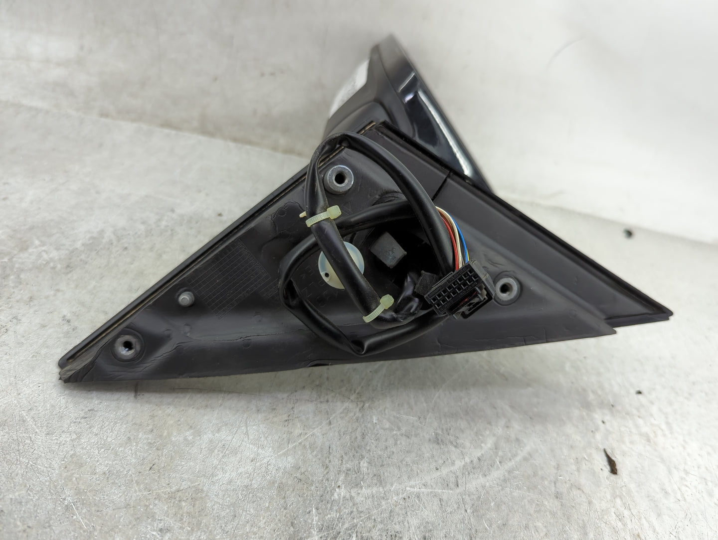 2009 Audi A4 Driver Side View Mirror - Left Door Mirror OEM Used - Oemusedautoparts1.com