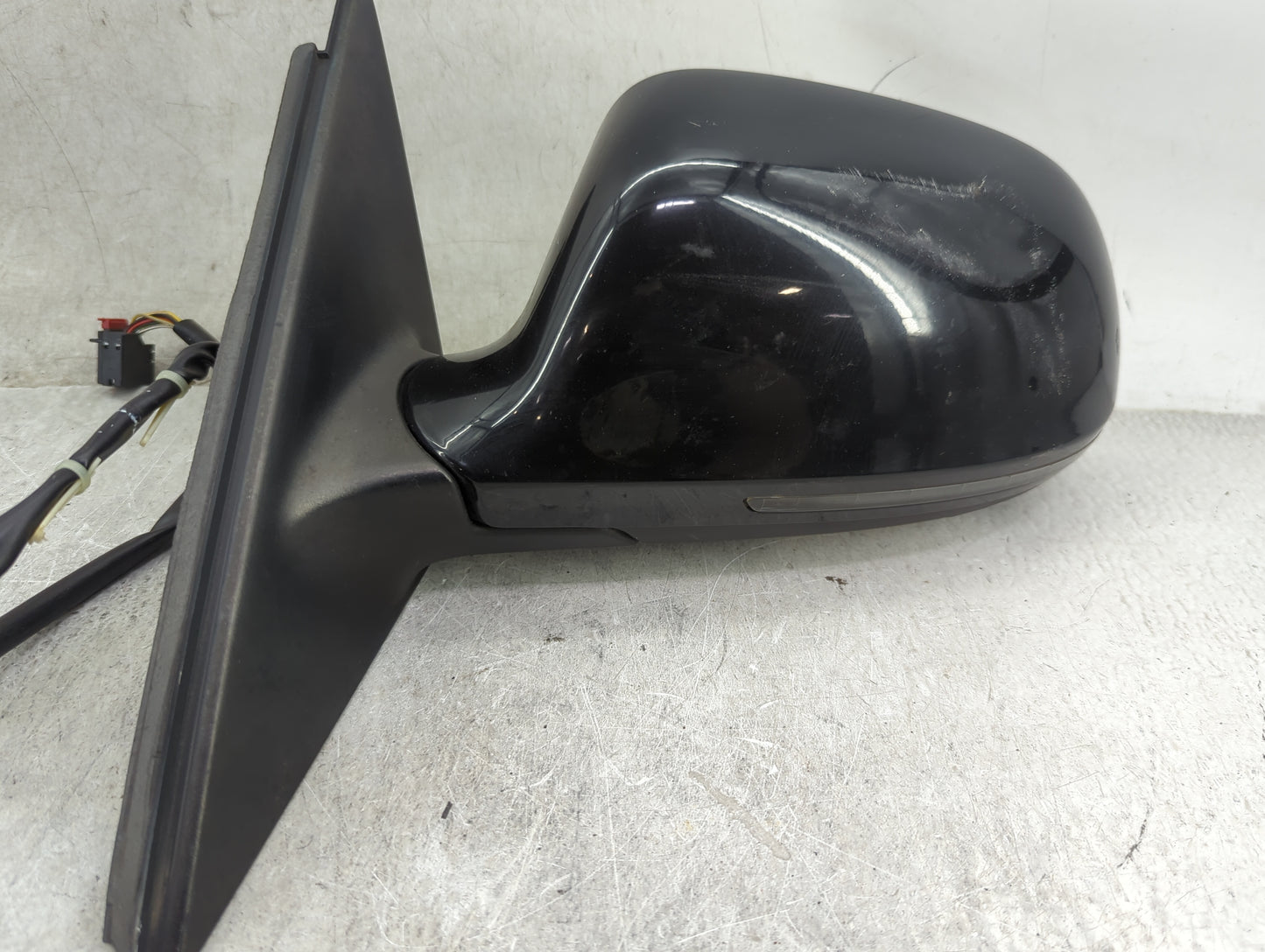 2009 Audi A4 Driver Side View Mirror - Left Door Mirror OEM Used - Oemusedautoparts1.com