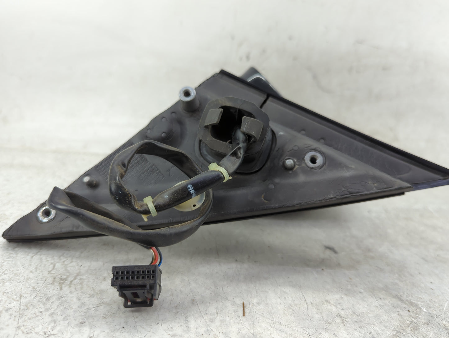 2009 Audi A4 Driver Side View Mirror - Left Door Mirror OEM Used - Oemusedautoparts1.com