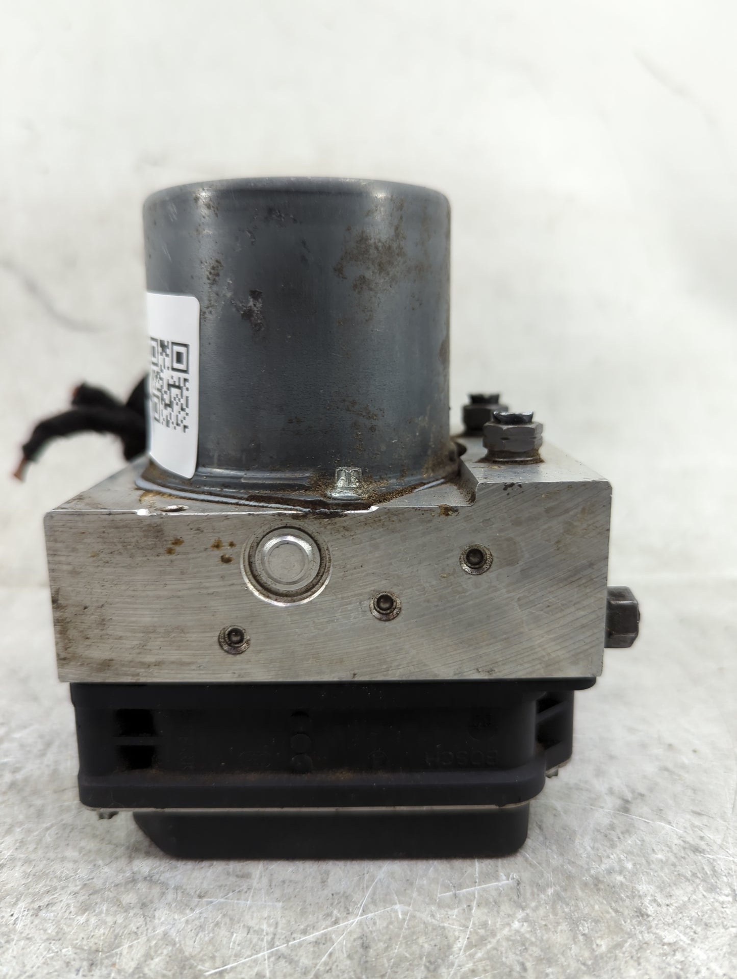 2009-2010 Audi A4 ABS Pump Control Module Replacement P/N:8K0907379AB 0265236101, 8K0614517BQ, 0265950959 Fits Fits 2009 201