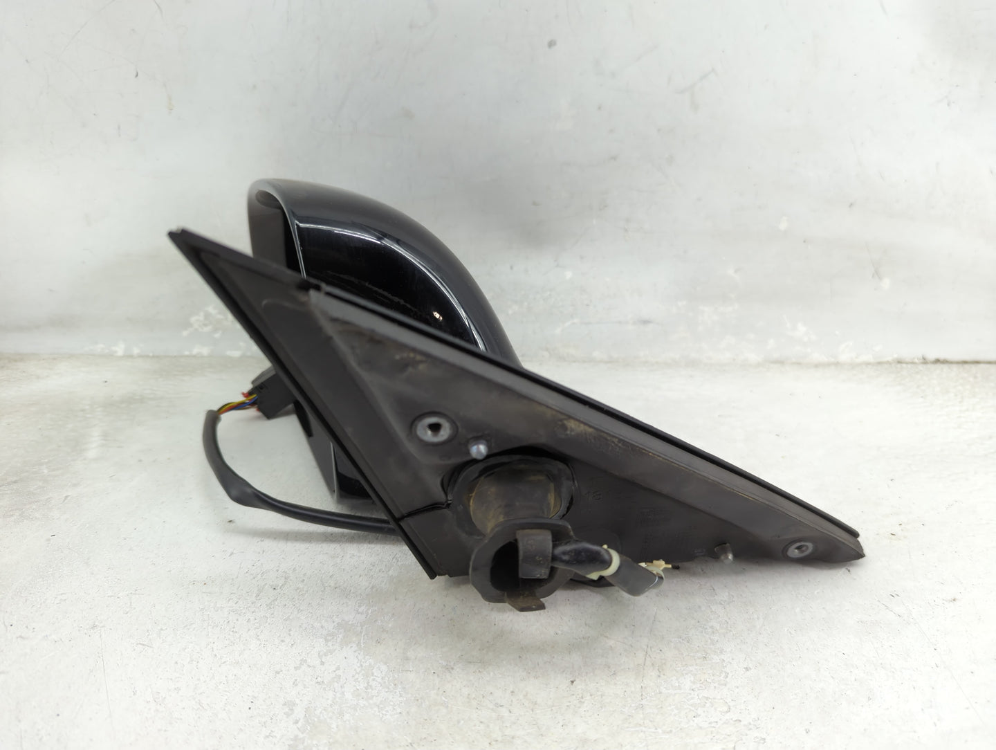 2009 Audi A4 Driver Side View Mirror - Left Door Mirror OEM Used - Oemusedautoparts1.com