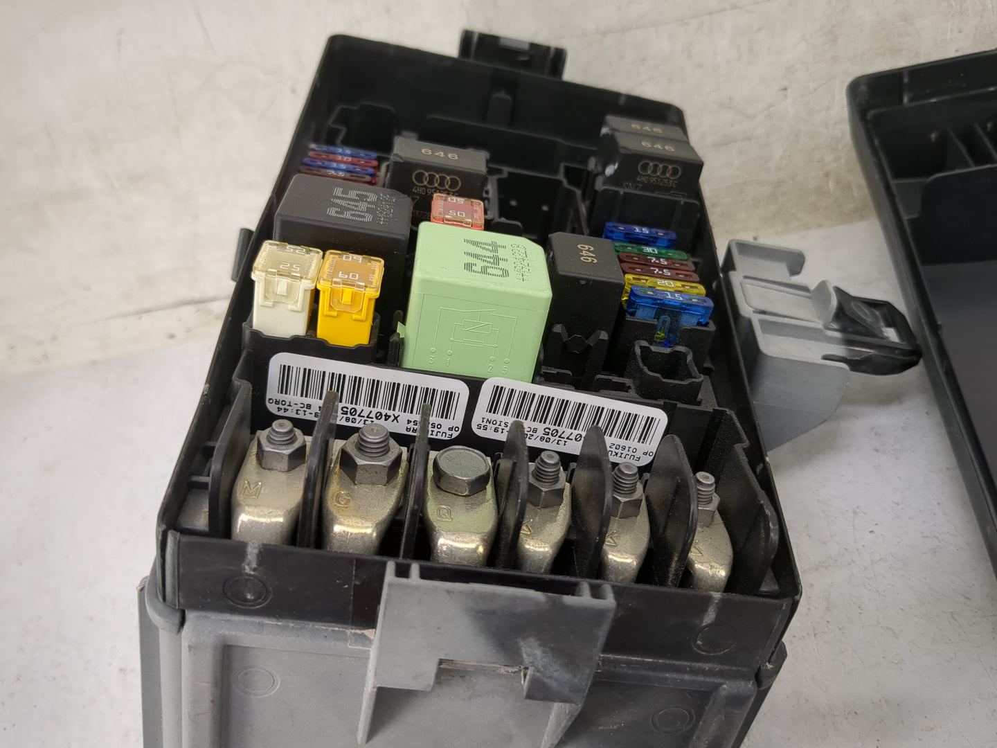 2009-2016 Audi A4 Fusebox Fuse Box Panel Relay Module P/N:4H0 951 253 C X407705 Fits OEM Used Auto Parts - Oemusedautoparts1