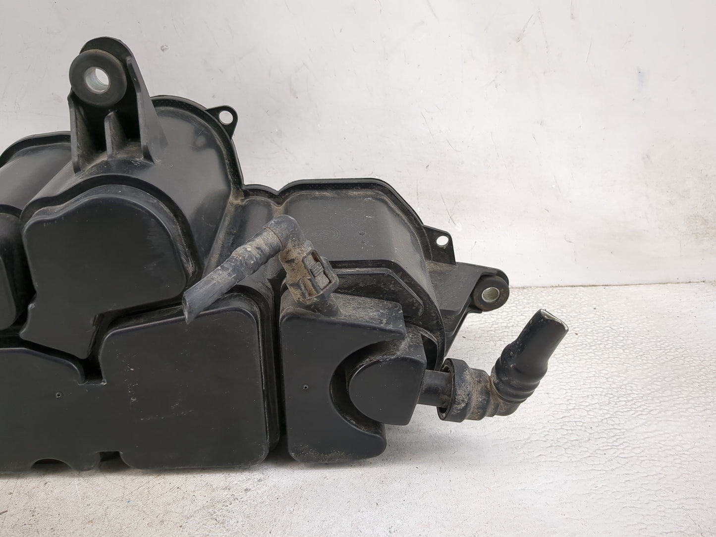 2009 Audi A4 Fuel Vapor Charcoal Canister - Oemusedautoparts1.com