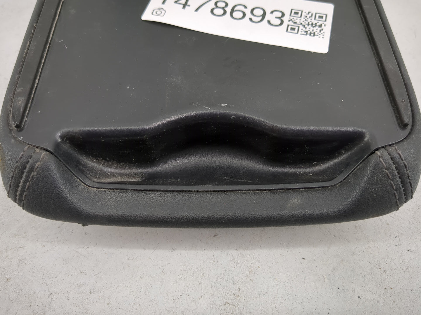 2009-2016 Audi A4 Center Console Armrest Cover Lid Fits Fits 2008 2009 2010 2011 2012 2013 2014 2015 2016 2017 OEM Used Auto
