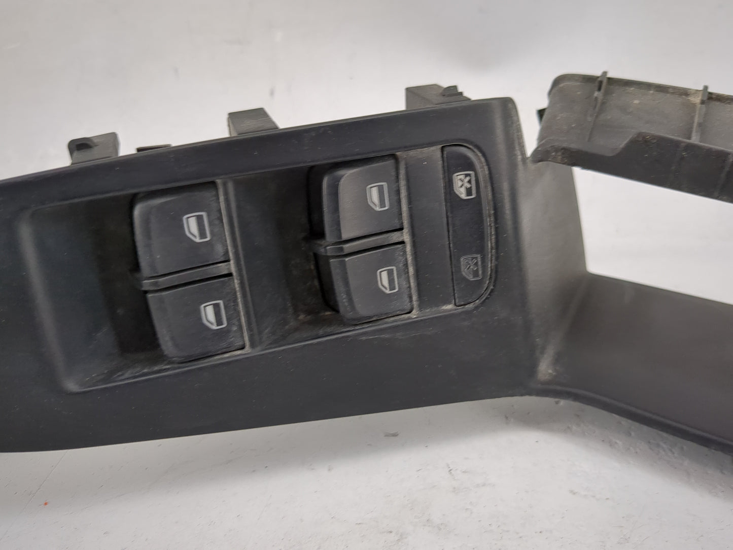 2009 Audi A4 Master Power Window Switch Replacement Driver Side Left P/N:PBT-GF20 Fits OEM Used Auto Parts - Oemusedautopart