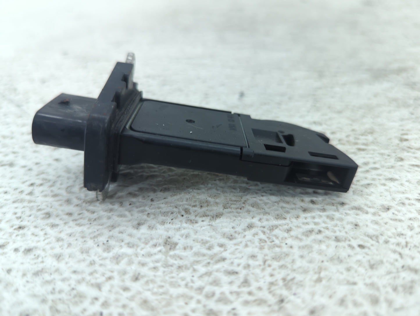 2009-2012 Audi A4 Mass Air Flow Meter Maf 1485383 - Oemusedautoparts1.com