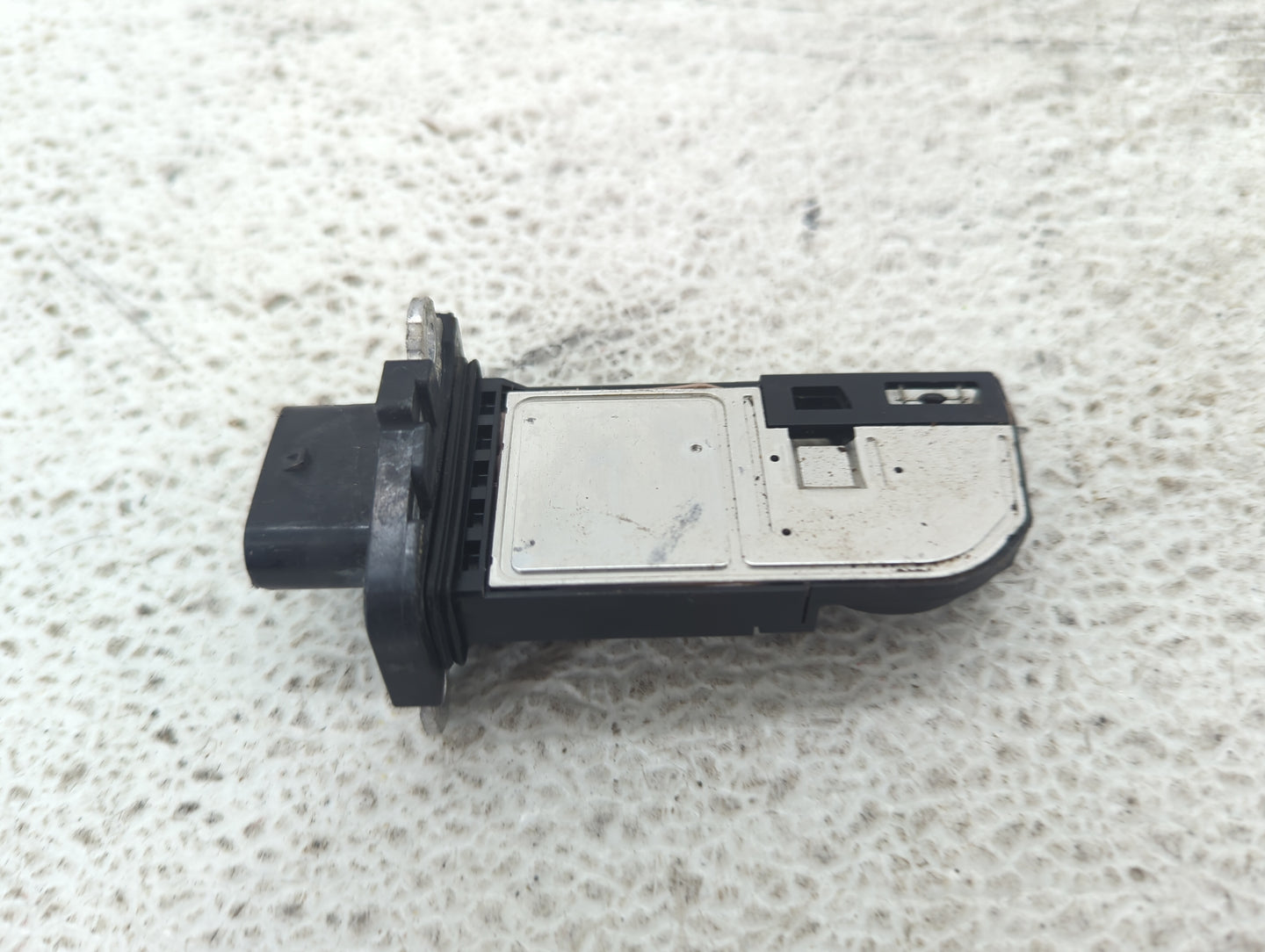 2009-2012 Audi A4 Mass Air Flow Meter Maf 1485383 - Oemusedautoparts1.com