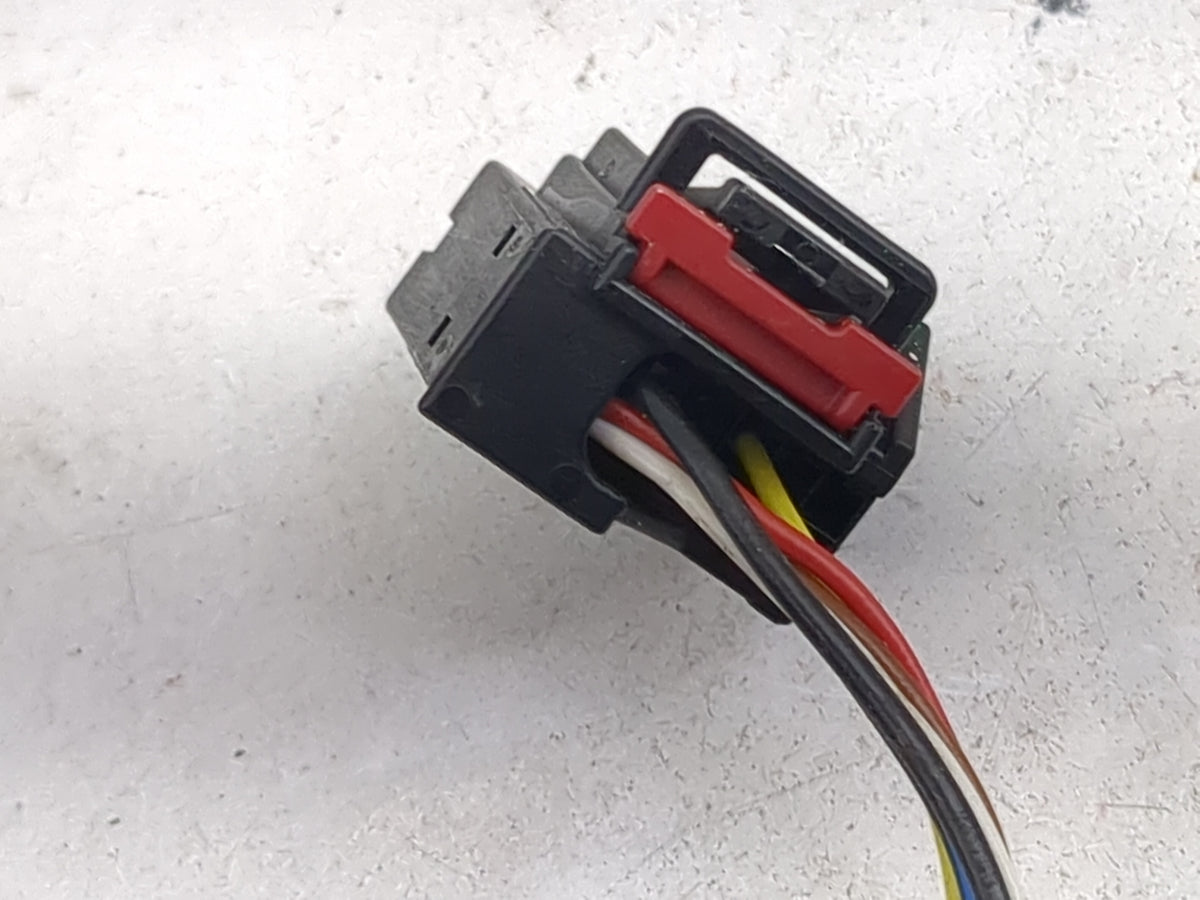 2009 Audi A4 Driver Side View Mirror - Left Door Mirror OEM Used - Oemusedautoparts1.com