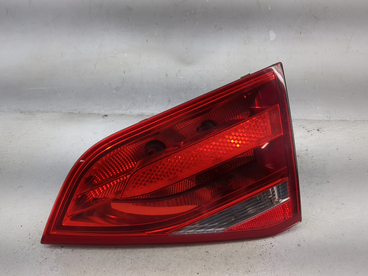 2009-2012 Audi A4 Passenger Right Side Deck Lid Mounted Tail Light 1512384 - Oemusedautoparts1.com