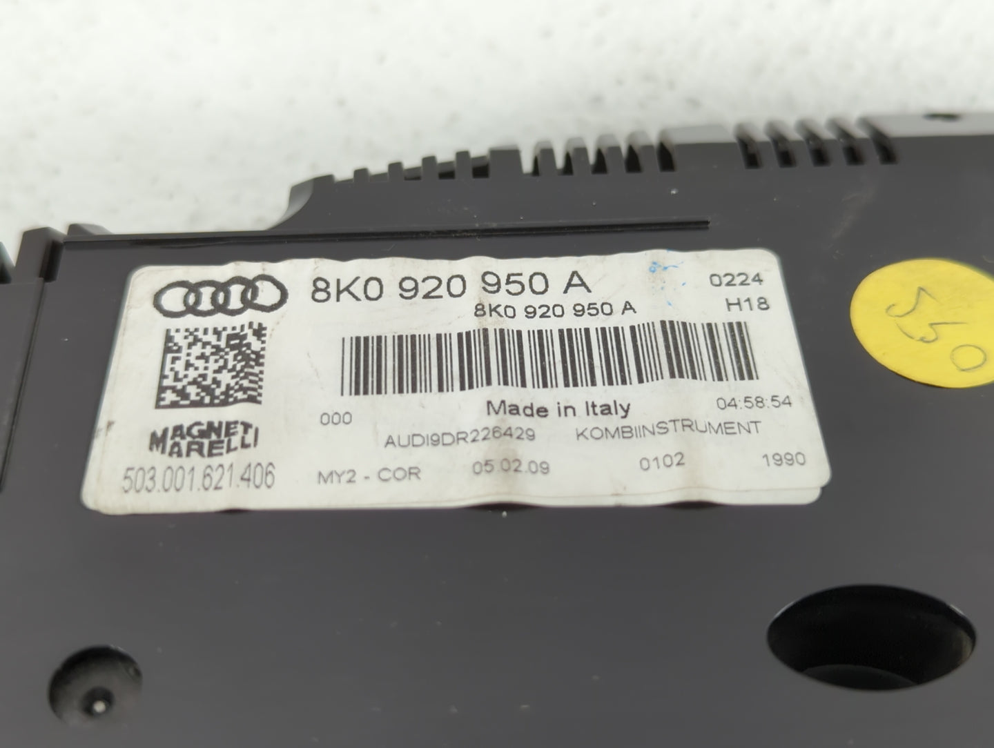 2009 Audi A4 Instrument Cluster Speedometer Gauges P/N:8K0 920 950 A 8K0920950A Miles: Fits OEM Used Auto Parts - Oemusedaut
