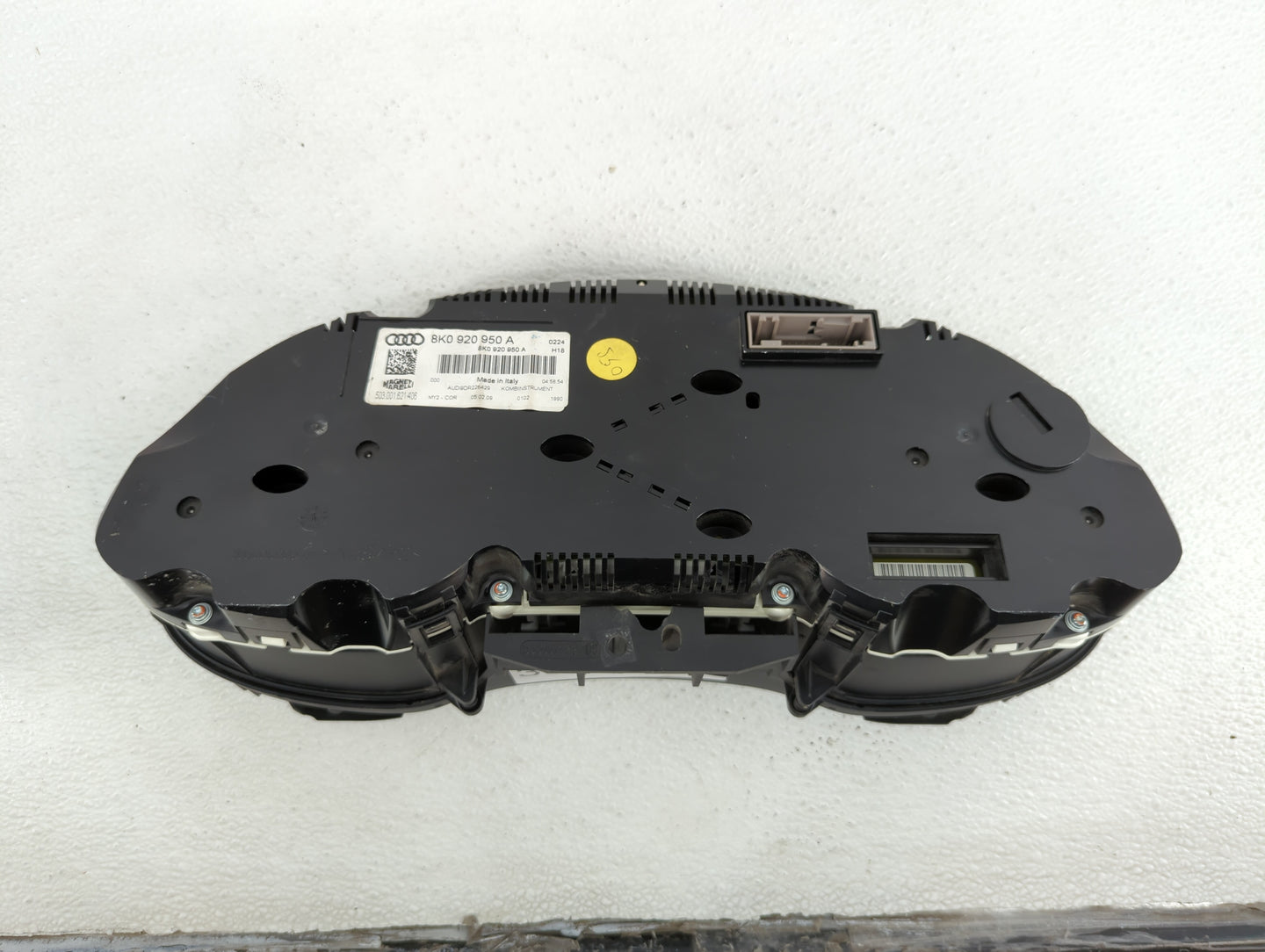 2009 Audi A4 Instrument Cluster Speedometer Gauges P/N:8K0 920 950 A 8K0920950A Miles: Fits OEM Used Auto Parts - Oemusedaut
