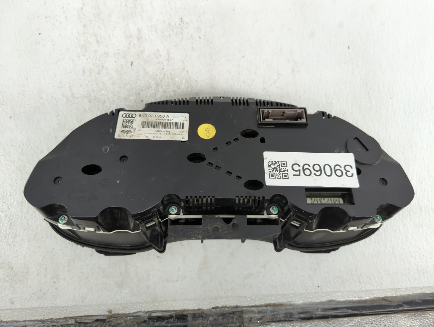 2009 Audi A4 Instrument Cluster Speedometer Gauges P/N:8K0 920 950 A 8K0920950A Fits OEM Used Auto Parts - Oemusedautoparts1