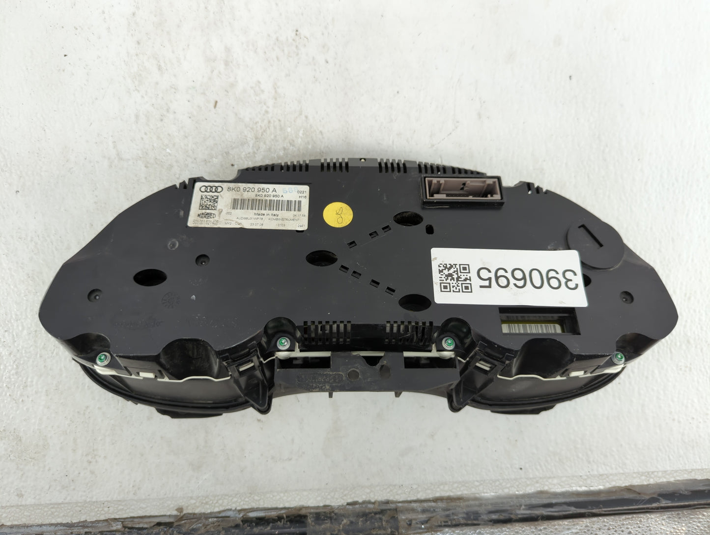 2009 Audi A4 Instrument Cluster Speedometer Gauges P/N:8K0 920 950 A 8K0920950A Fits OEM Used Auto Parts - Oemusedautoparts1