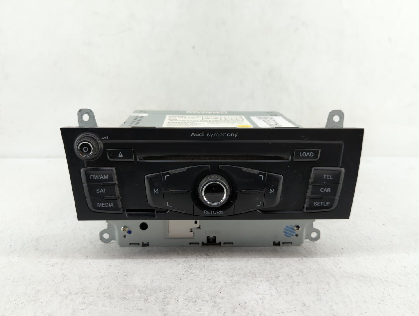 2009 Audi A4 Radio AM FM Cd Player Receiver Replacement P/N:8T1 035 195 L 8T1 035 195 AD, 8T1 035 186 R Fits OEM Used Auto P