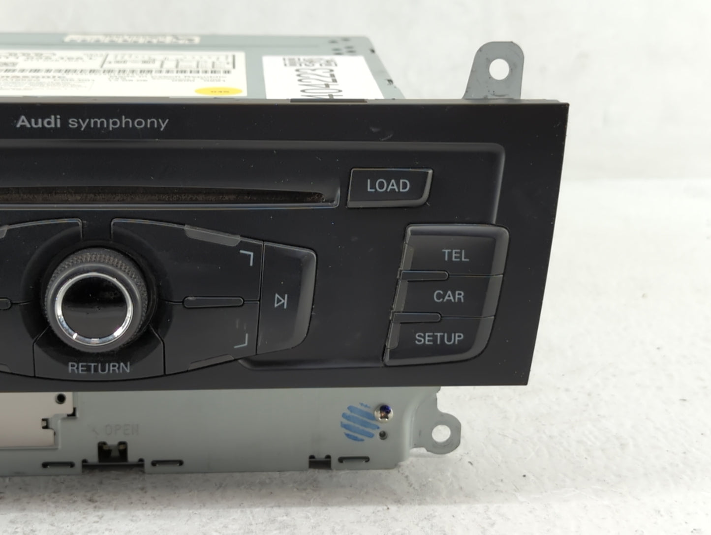 2009 Audi A4 Radio AM FM Cd Player Receiver Replacement P/N:8T1 035 195 L 8T1 035 195 AD, 8T1 035 186 R Fits OEM Used Auto P
