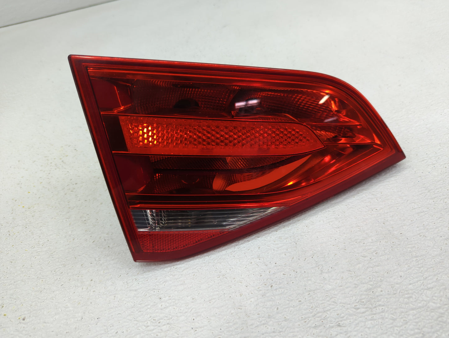 2009-2012 Audi A4 Tail Light Assembly Driver Left OEM P/N:8K5 945 093 B 8K5 945 095 L Fits Fits 2009 2010 2011 2012 OEM Used