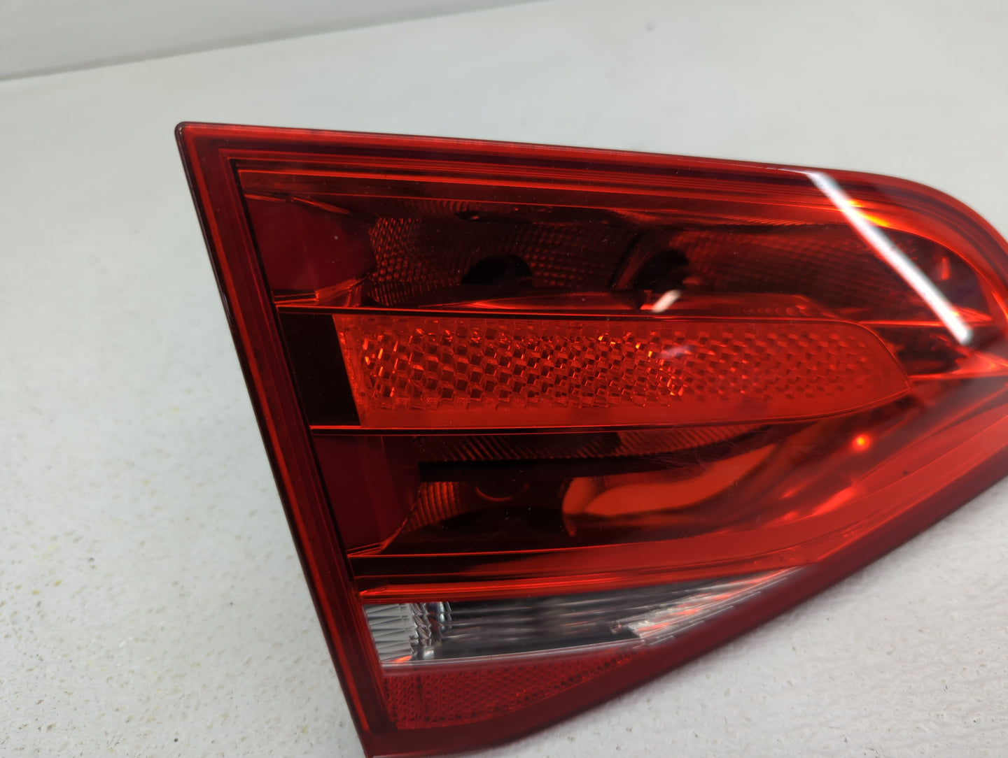 2009-2012 Audi A4 Tail Light Assembly Driver Left OEM P/N:8K5 945 093 B 8K5 945 095 L Fits Fits 2009 2010 2011 2012 OEM Used