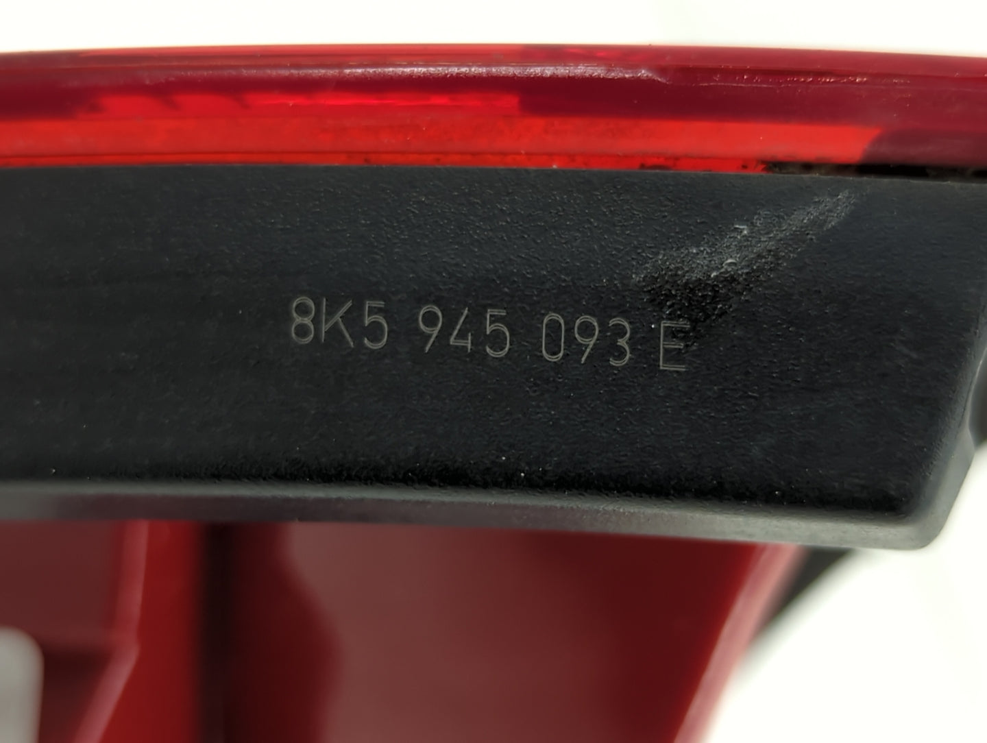 2009-2012 Audi A4 Tail Light Assembly Driver Left OEM P/N:8K5 945 093 B 8K5 945 095 L Fits Fits 2009 2010 2011 2012 OEM Used