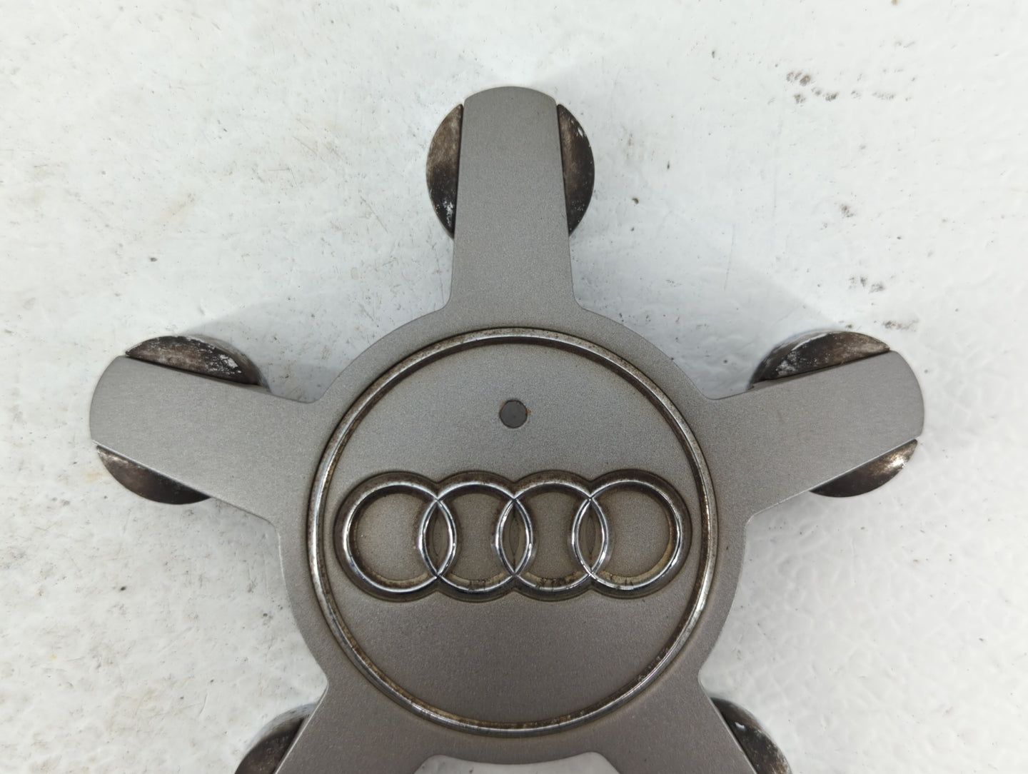 2009 Audi A4 Rim Wheel Center Cap - Oemusedautoparts1.com