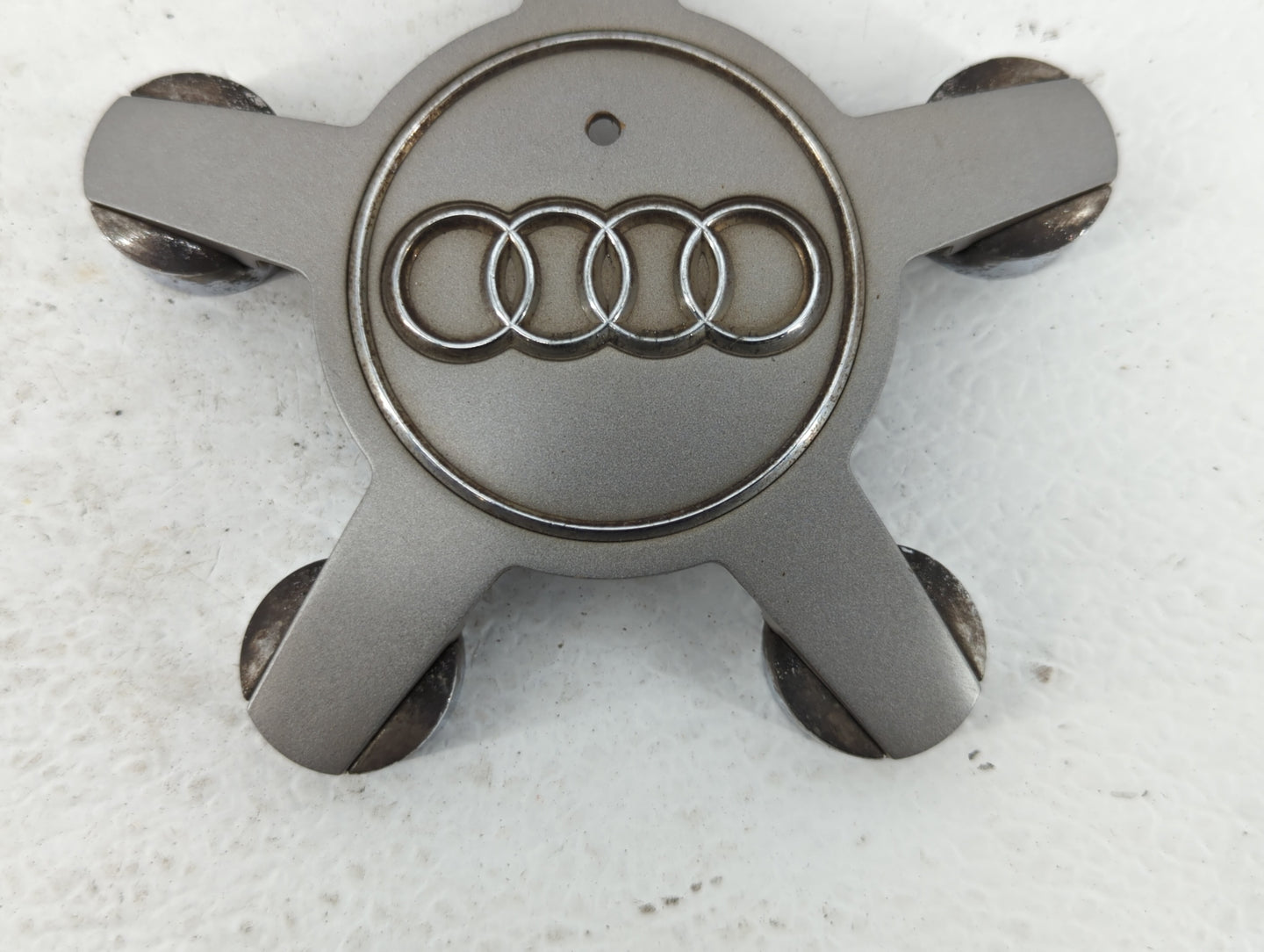 2009 Audi A4 Rim Wheel Center Cap - Oemusedautoparts1.com