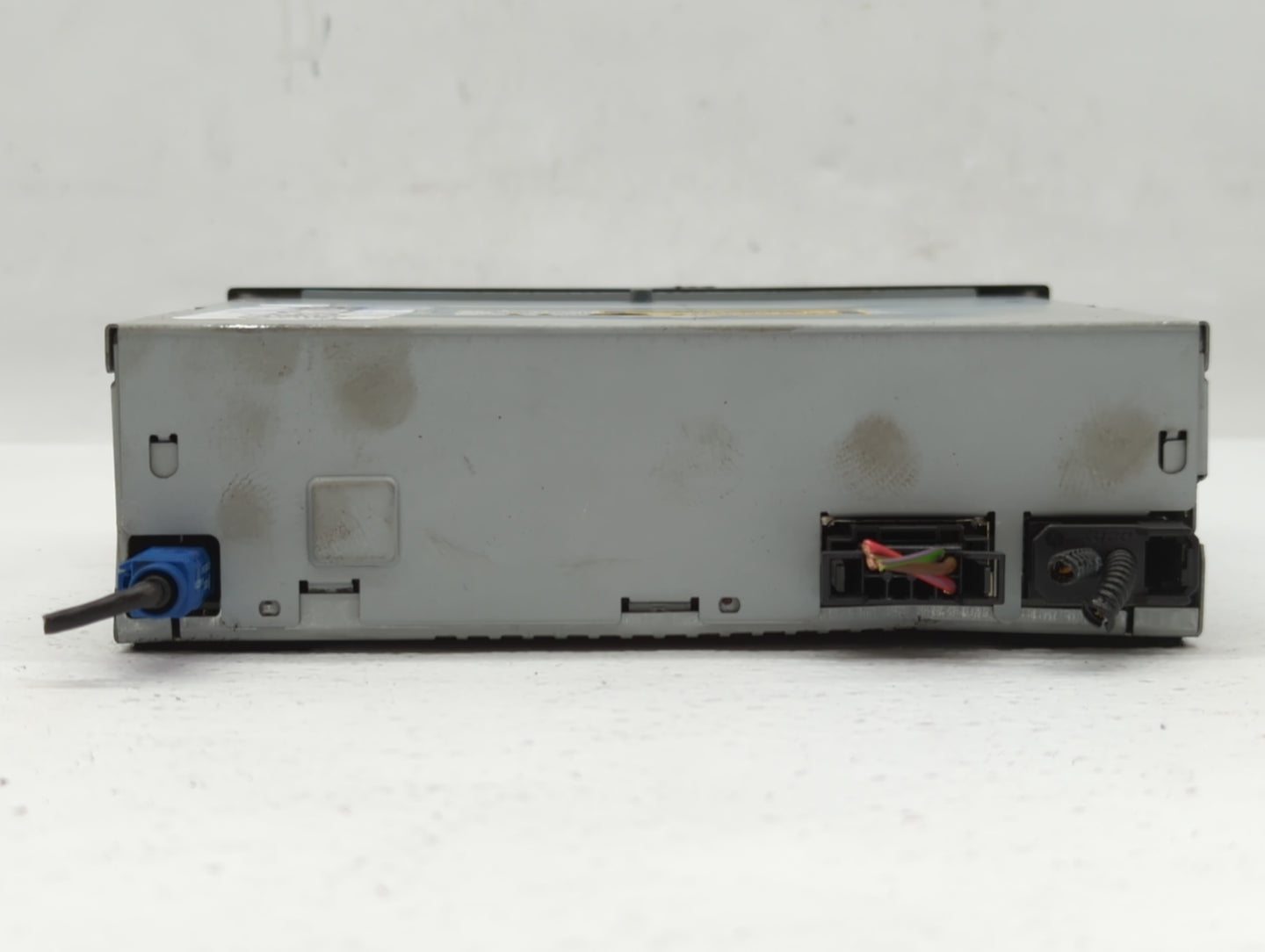 2009 Audi A4 Radio AM FM Cd Player Receiver Replacement P/N:4E0 919 887 M 8T1 035 186 R, 8T1 035 195 L, 8T1 035 195 AD Fits 