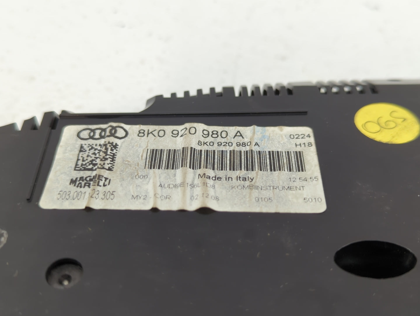 2009 Audi A4 Instrument Cluster Speedometer Gauges P/N:8K0 920 980 A Fits OEM Used Auto Parts - Oemusedautoparts1.com