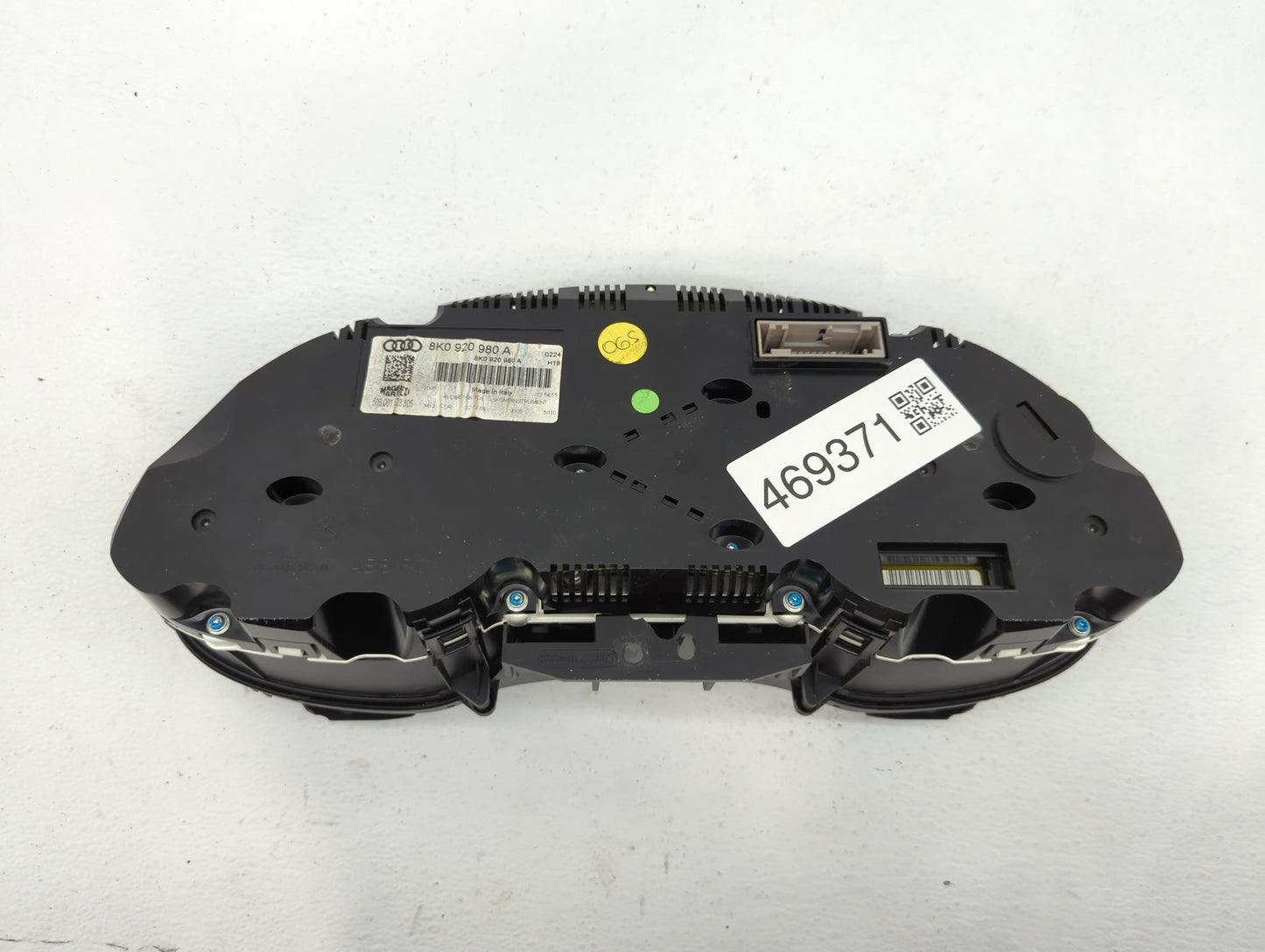 2009 Audi A4 Instrument Cluster Speedometer Gauges P/N:8K0 920 980 A Fits OEM Used Auto Parts - Oemusedautoparts1.com