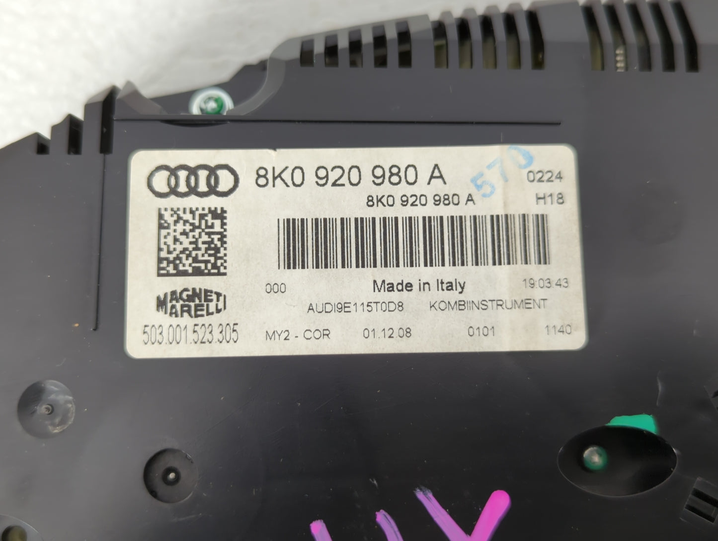 2009 Audi A4 Instrument Cluster Speedometer Gauges P/N:8K0 920 980 A 8K0 920 950 A, 8K0920950A Fits OEM Used Auto Parts - Oe