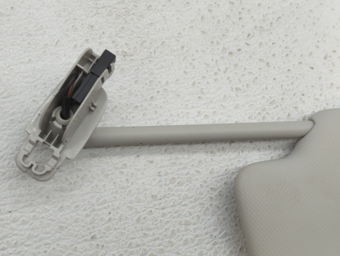 2009-2012 Audi A4 Sun Visor Shade Replacement Passenger Right Mirror Fits Fits 2009 2010 2011 2012 OEM Used Auto Parts - Oem