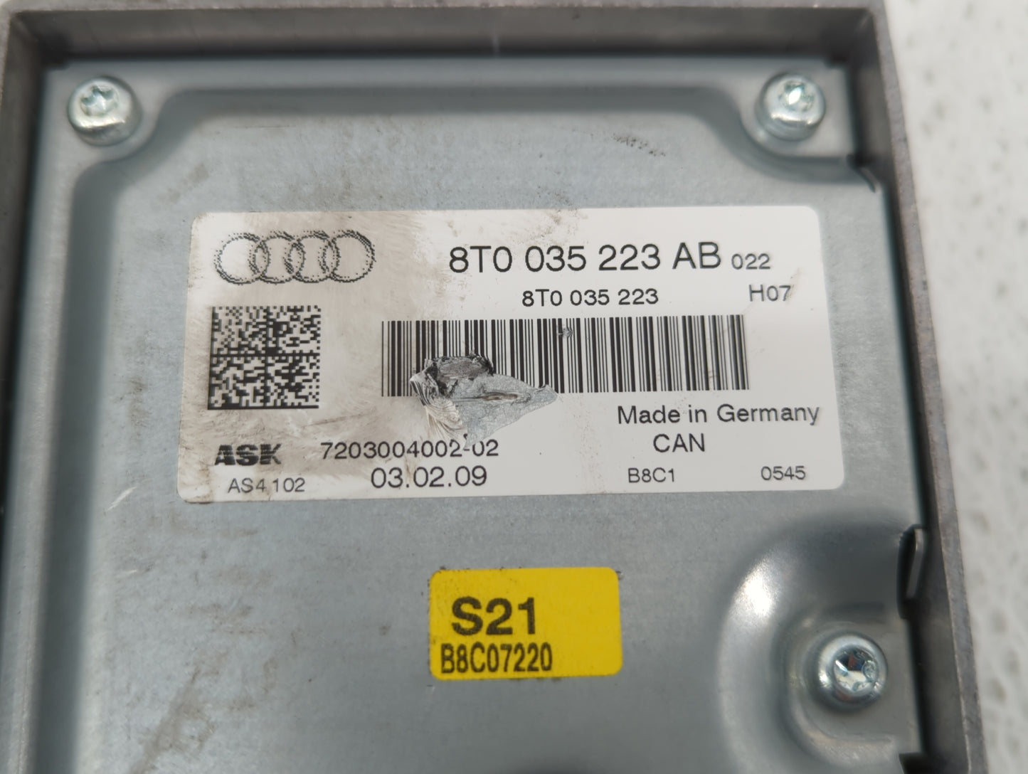 2009-2010 Audi A4 Radio AM FM Cd Player Receiver Replacement P/N:8T0035223AB Fits Fits 2009 2010 OEM Used Auto Parts - Oemus