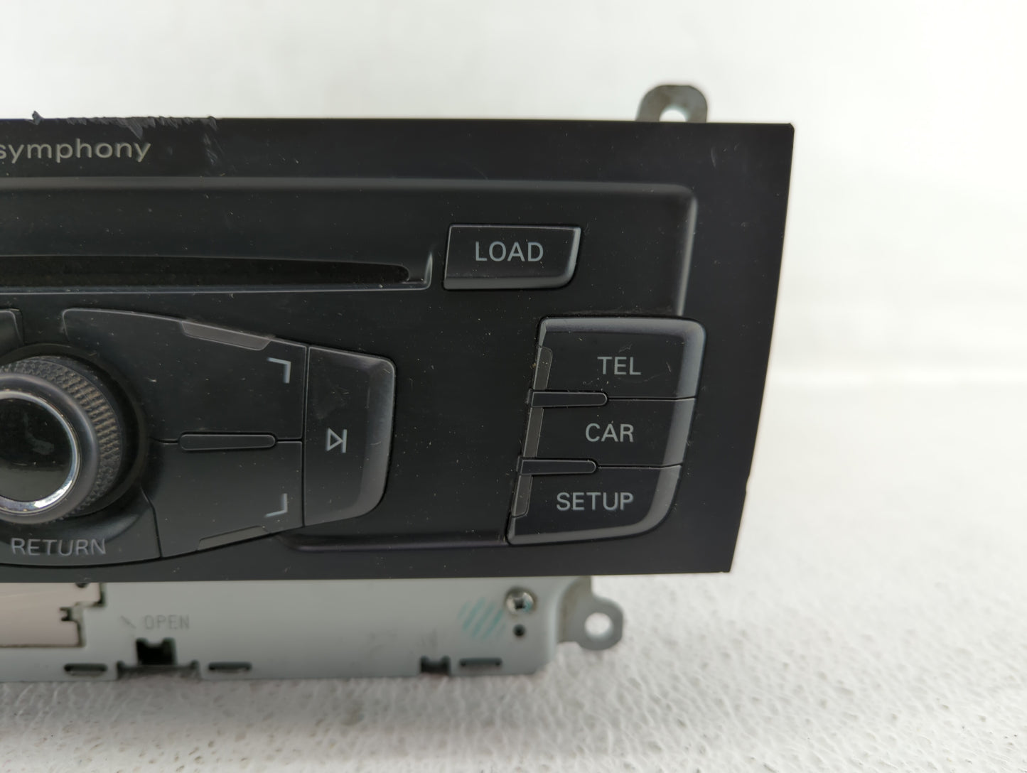 2009 Audi A4 Radio AM FM Cd Player Receiver Replacement P/N:8T1 035 195 L Fits OEM Used Auto Parts - Oemusedautoparts1.com