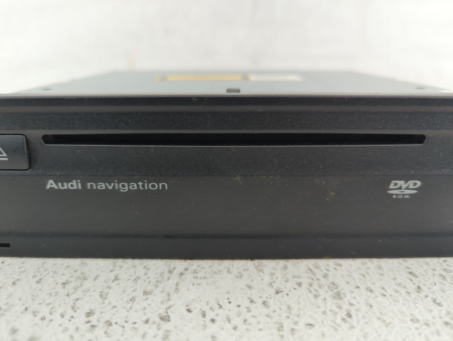 2009 Audi A4 Radio AM FM Cd Player Receiver Replacement P/N:4E0 919 887 M 8T0 035 223AN, 4G0 035 082 B Fits OEM Used Auto Pa
