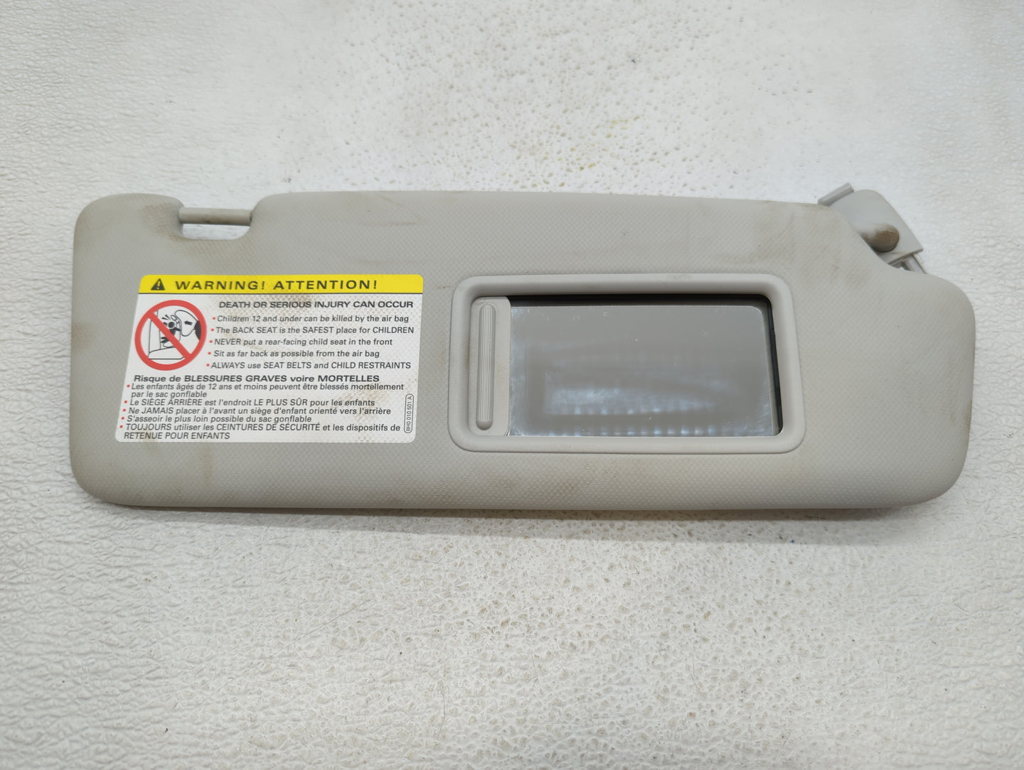 2009-2012 Audi A4 Sun Visor Shade Replacement Passenger Right Mirror Fits Fits 2009 2010 2011 2012 OEM Used Auto Parts - Oem