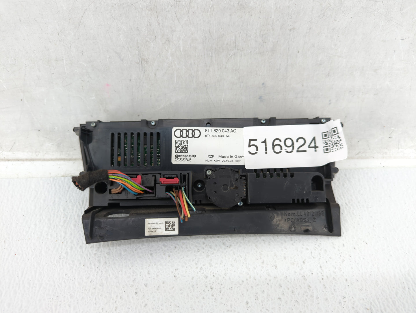 2009-2012 Audi A4 Climate Control Module Temperature AC/Heater Replacement P/N:8T1 820 043 AC Fits OEM Used Auto Parts - Oem