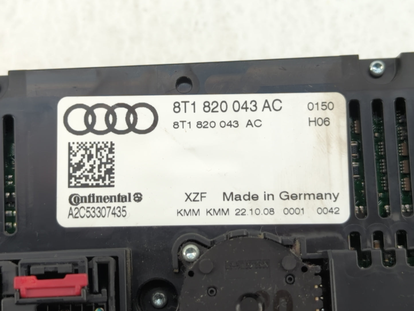 2009-2012 Audi A4 Climate Control Module Temperature AC/Heater Replacement P/N:8T1 820 043 AC Fits OEM Used Auto Parts - Oem