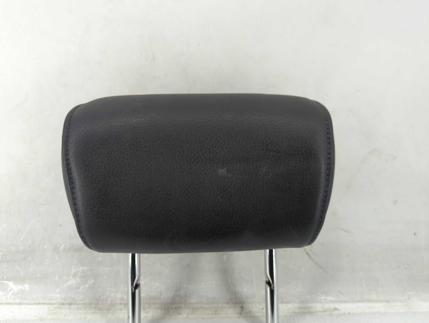 2009 Audi A4 Headrest Head Rest Front Driver Passenger Seat Fits OEM Used Auto Parts - Oemusedautoparts1.com