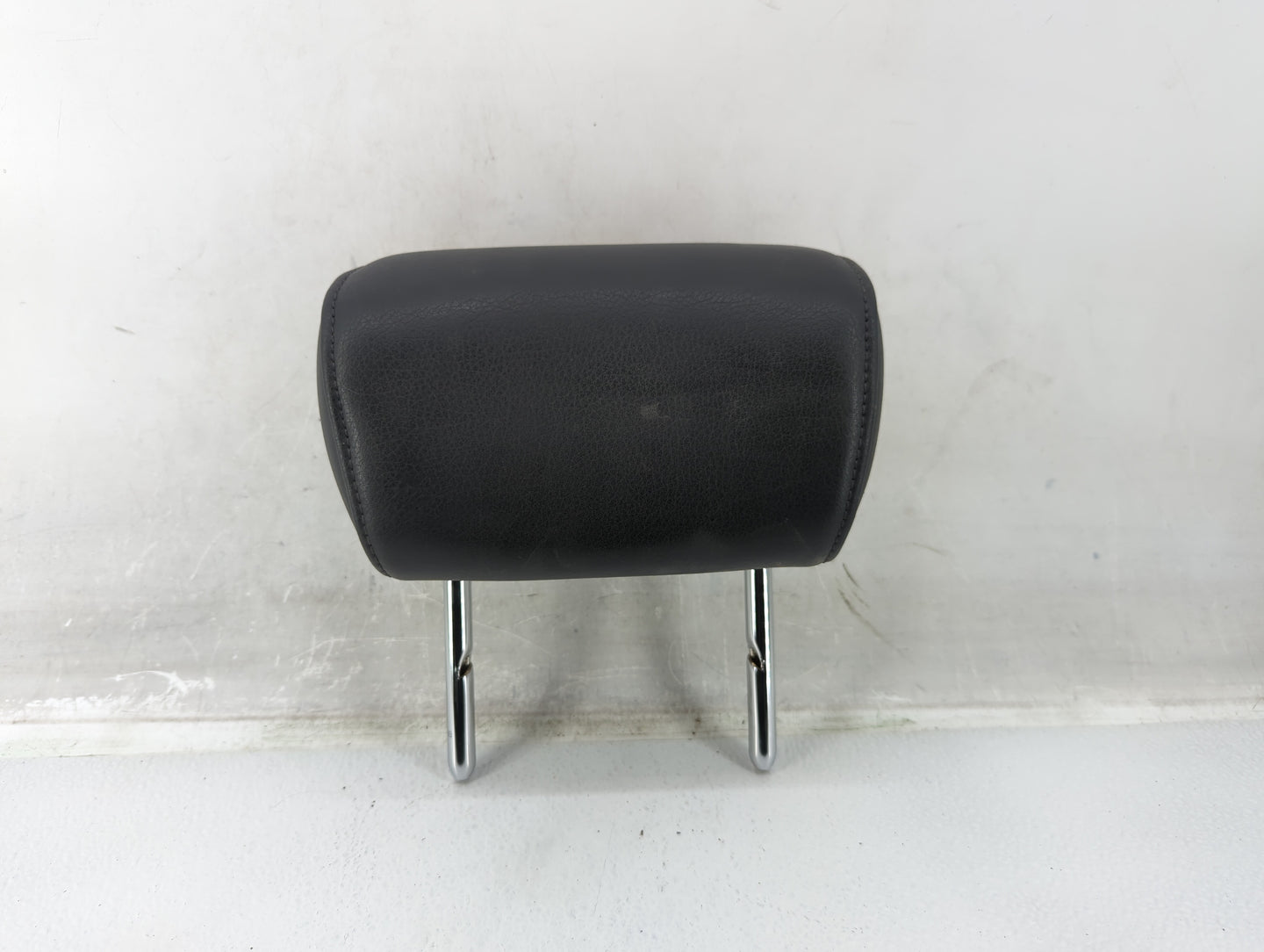 2009 Audi A4 Headrest Head Rest Front Driver Passenger Seat Fits OEM Used Auto Parts - Oemusedautoparts1.com