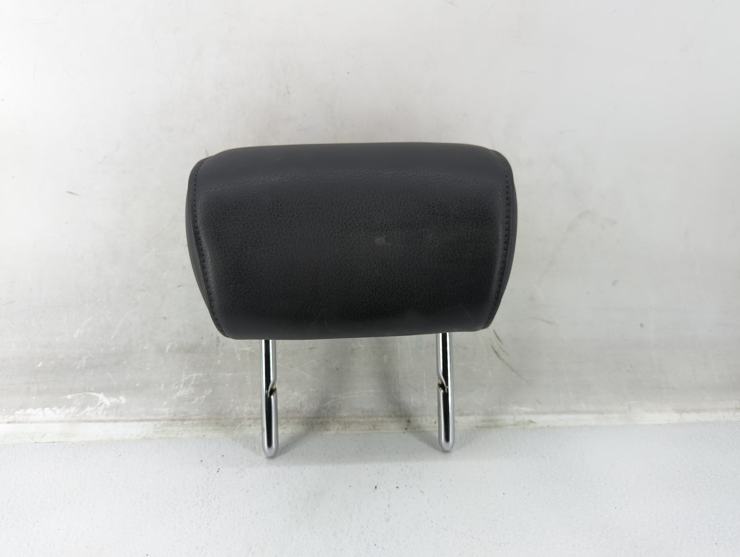 2009 Audi A4 Headrest Head Rest Front Driver Passenger Seat Fits OEM Used Auto Parts - Oemusedautoparts1.com