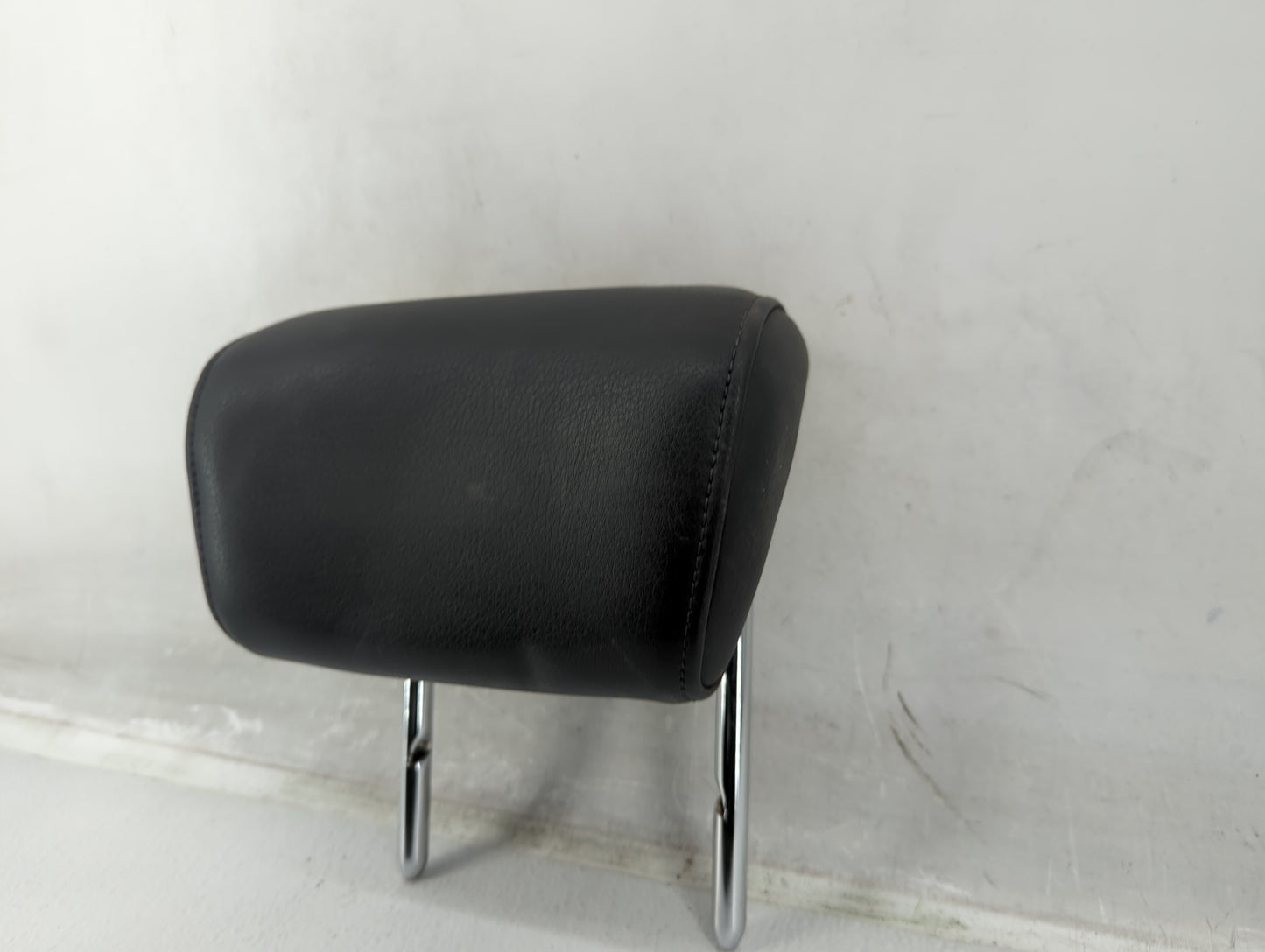 2009 Audi A4 Headrest Head Rest Front Driver Passenger Seat Fits OEM Used Auto Parts - Oemusedautoparts1.com