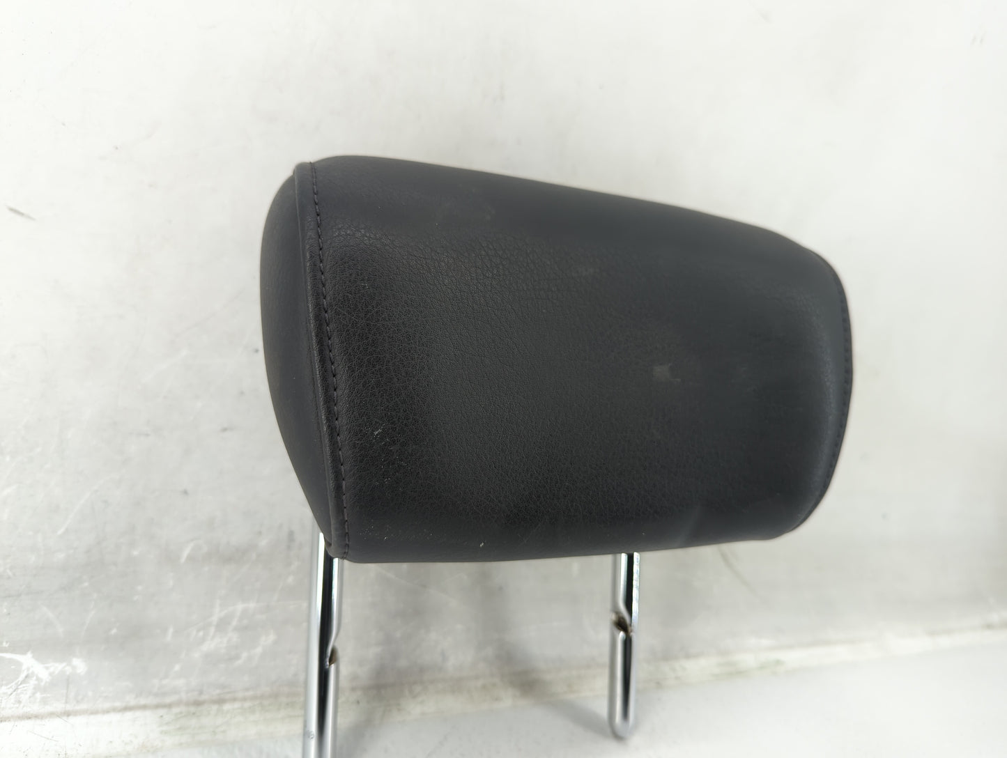 2009 Audi A4 Headrest Head Rest Front Driver Passenger Seat Fits OEM Used Auto Parts - Oemusedautoparts1.com