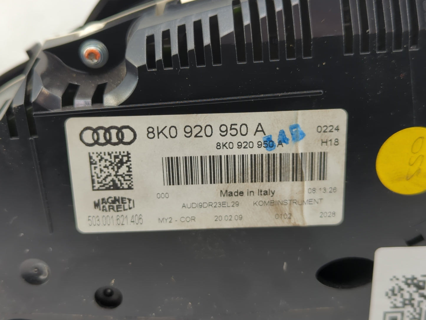 2009 Audi A4 Instrument Cluster Speedometer Gauges P/N:8K0 920 950 A Fits OEM Used Auto Parts - Oemusedautoparts1.com