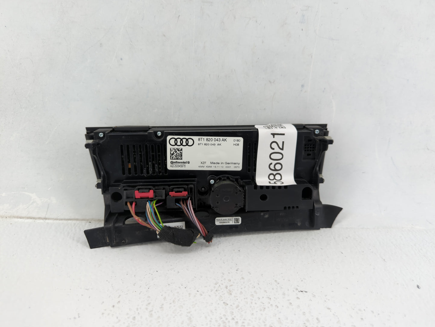 2009-2012 Audi A4 Climate Control Module Temperature AC/Heater Replacement P/N:8T1 820 043 AK Fits OEM Used Auto Parts - Oem