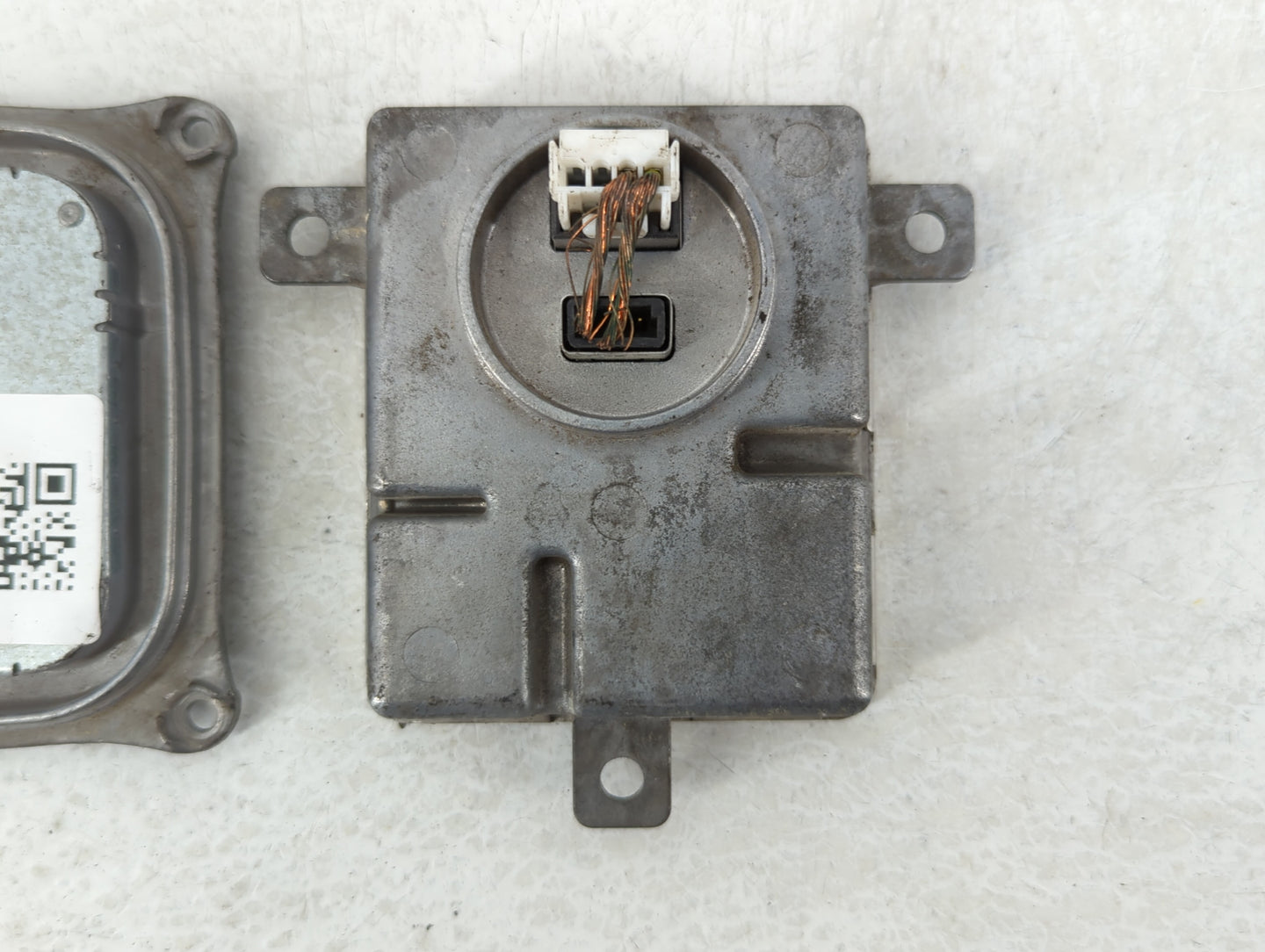 2004-2009 Audi A4 Headlight Ballast Head Light Silver Steel Metallic - Oemusedautoparts1.com