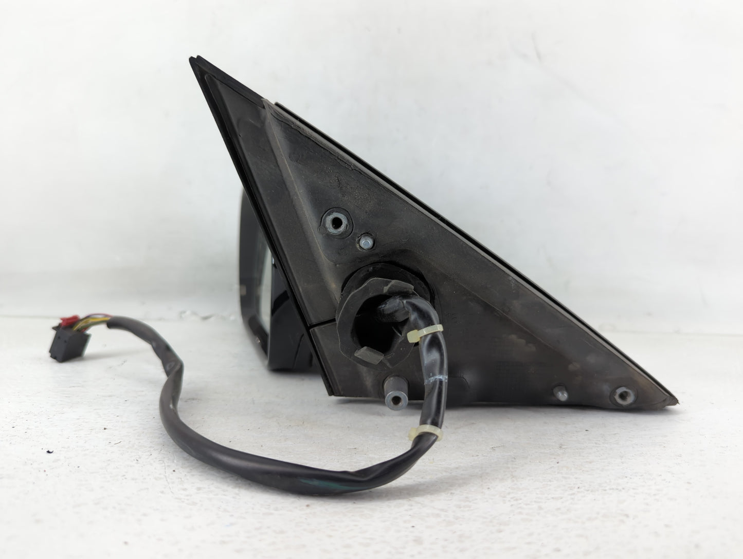 2009-2009 Audi A4 Driver Left Side View Manual Door Mirror Black - Oemusedautoparts1.com